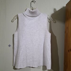 Zara Off-White Sleeveless Knit Top